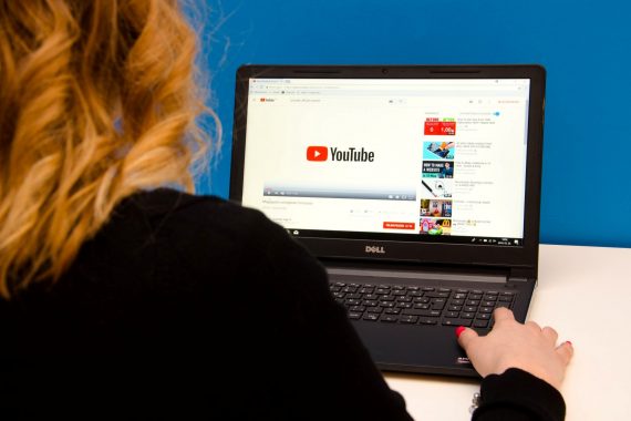 Újdonság a Funside-nál: internetbiztonsági tanfolyam szülőknek